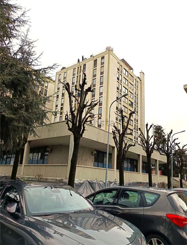ufficio in affitto a Modena in zona San Faustino