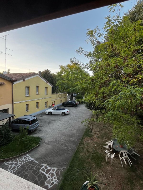 appartamento in affitto a Modena in zona Crocetta