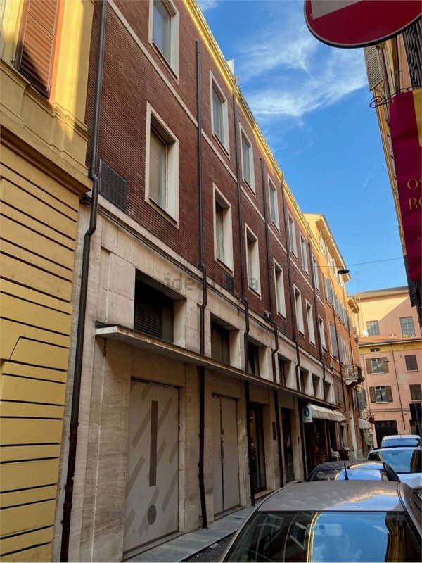 appartamento in affitto a Modena in zona Centro Storico