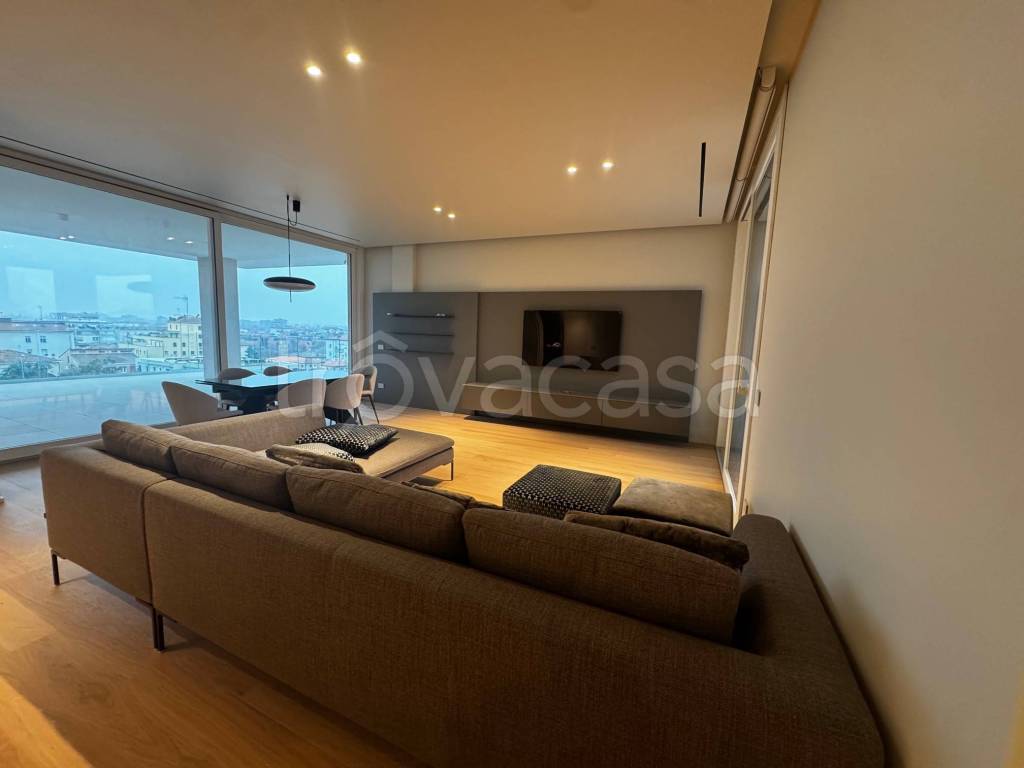 appartamento in affitto a Modena in zona Buon Pastore