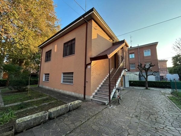 casa indipendente in affitto a Modena in zona Buon Pastore