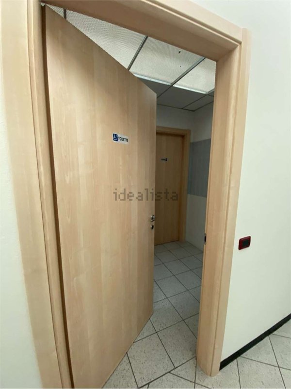 ufficio in affitto a Modena in zona Crocetta