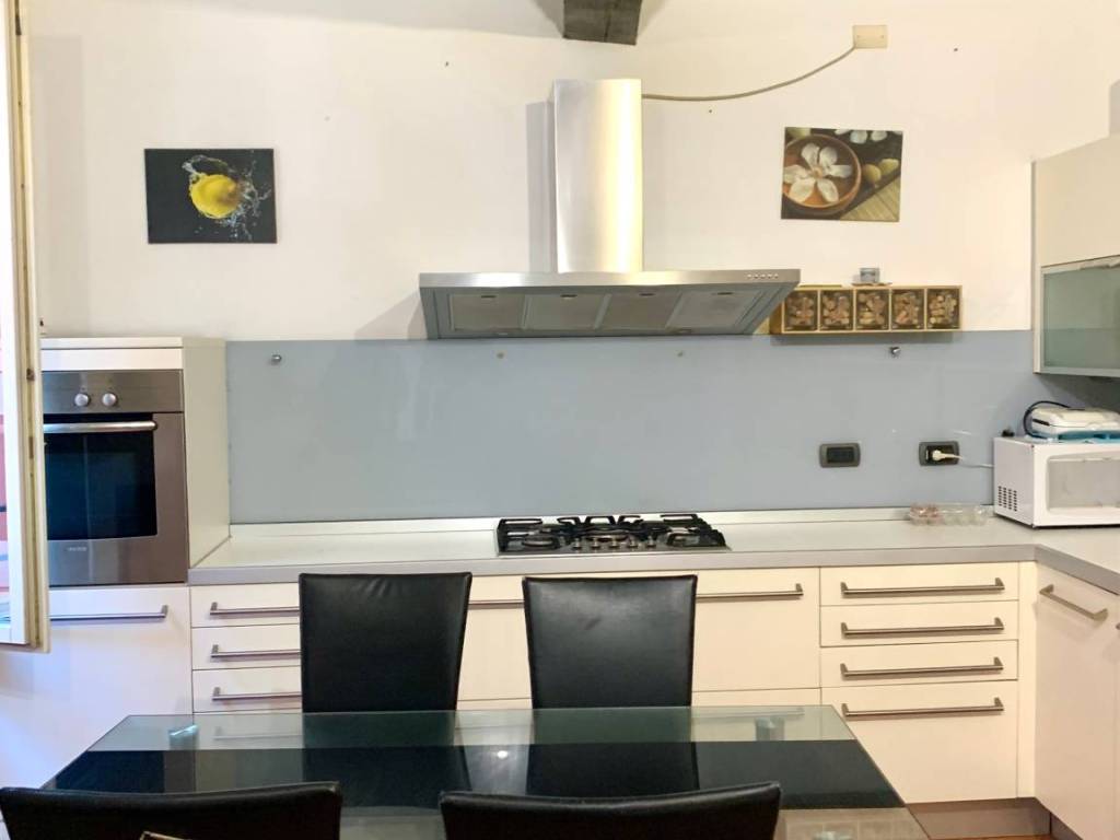 appartamento in affitto a Modena in zona Centro Storico
