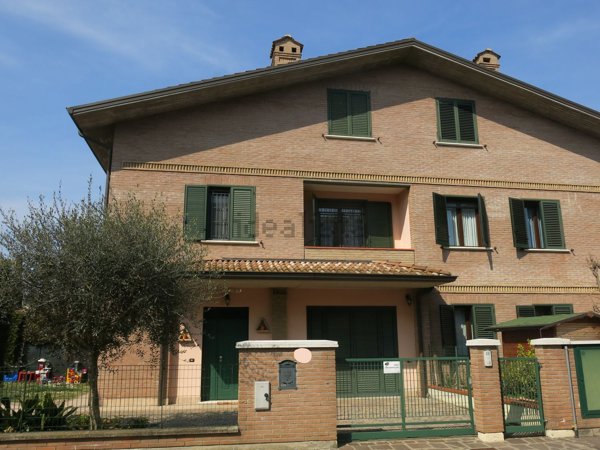 appartamento in affitto a Modena in zona Madonnina / Quattro Ville