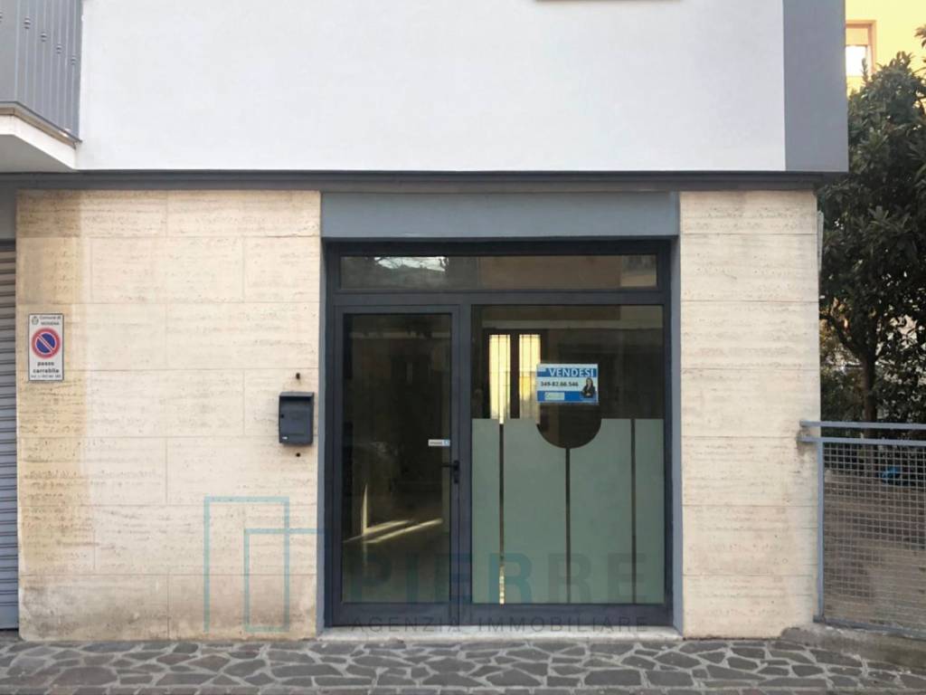 negozio in affitto a Modena in zona Sant'Agnese
