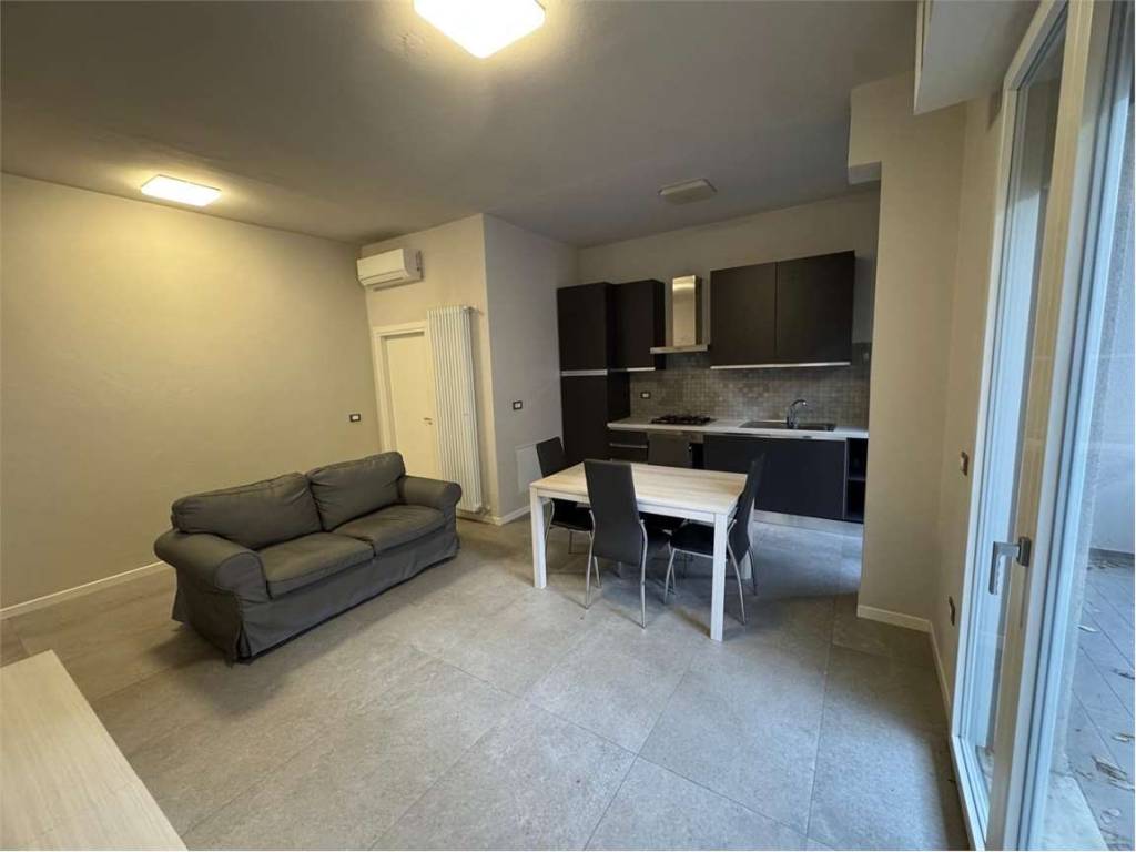 appartamento in affitto a Modena in zona Crocetta