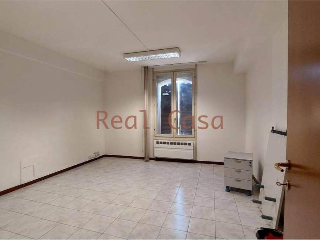 ufficio in affitto a Modena in zona San Lazzaro / Modena Est