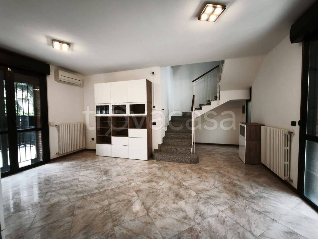 casa indipendente in affitto a Modena in zona Crocetta