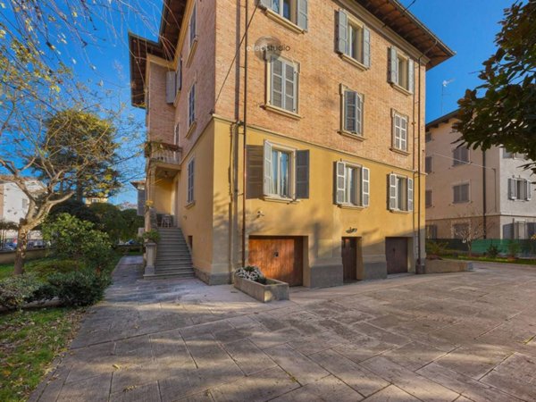 appartamento in affitto a Modena in zona Centro Storico