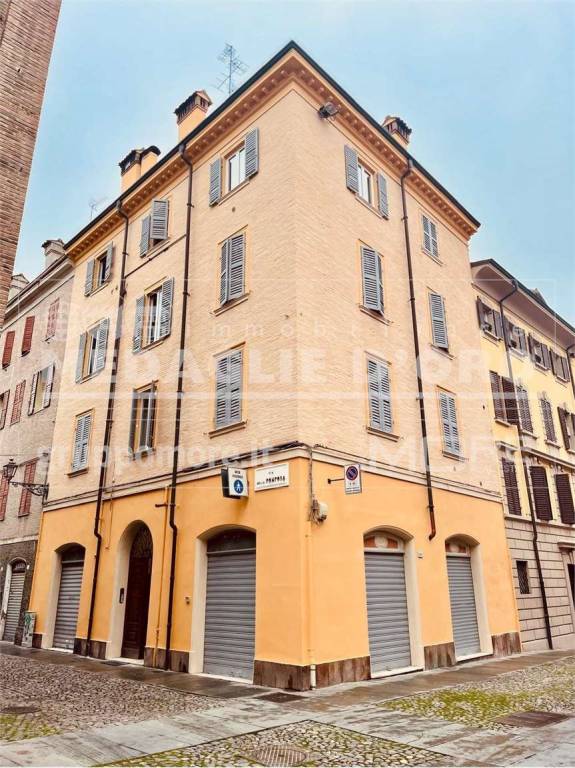 locale di sgombero in affitto a Modena in zona Centro Storico