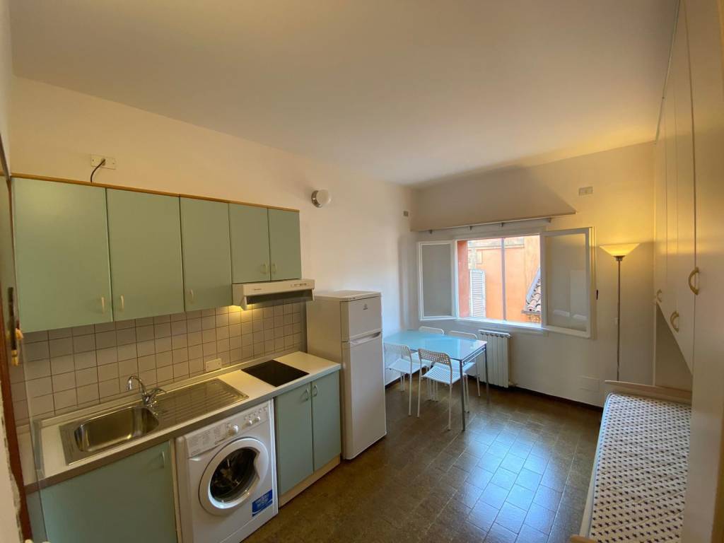 appartamento in affitto a Modena in zona Centro Storico