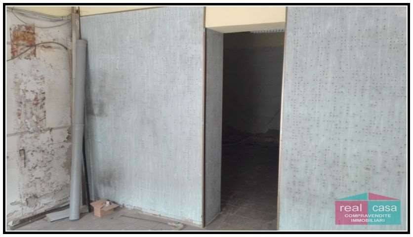 negozio in affitto a Modena in zona Sant'Agnese