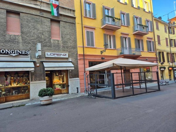 negozio in affitto a Modena in zona Centro Storico