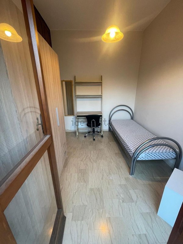 casa indipendente in affitto a Modena in zona Amendola