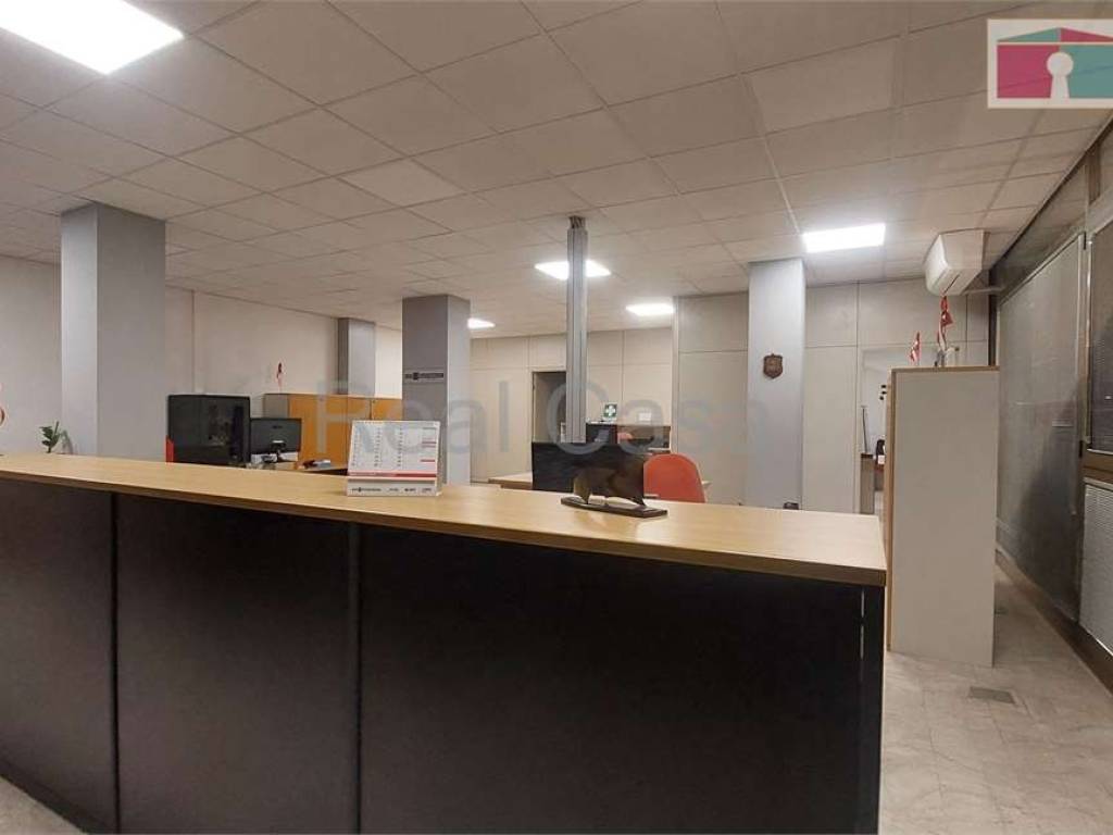 ufficio in affitto a Modena in zona San Faustino