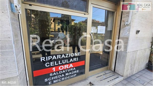 negozio in affitto a Modena in zona Crocetta