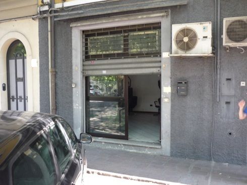 negozio in affitto a Modena