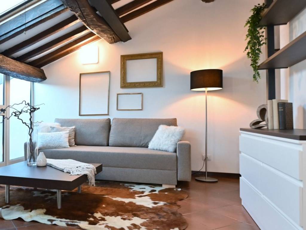 appartamento in affitto a Modena in zona Centro Storico