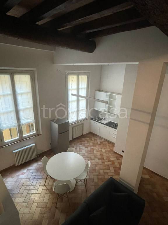 appartamento in affitto a Modena in zona Centro Storico