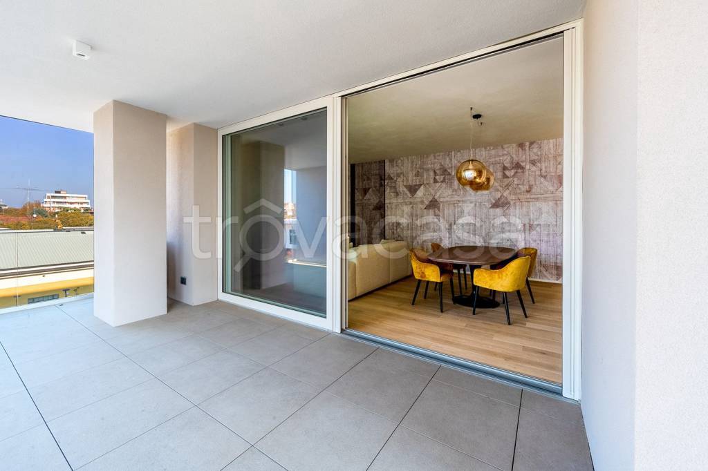 appartamento in affitto a Modena in zona Amendola