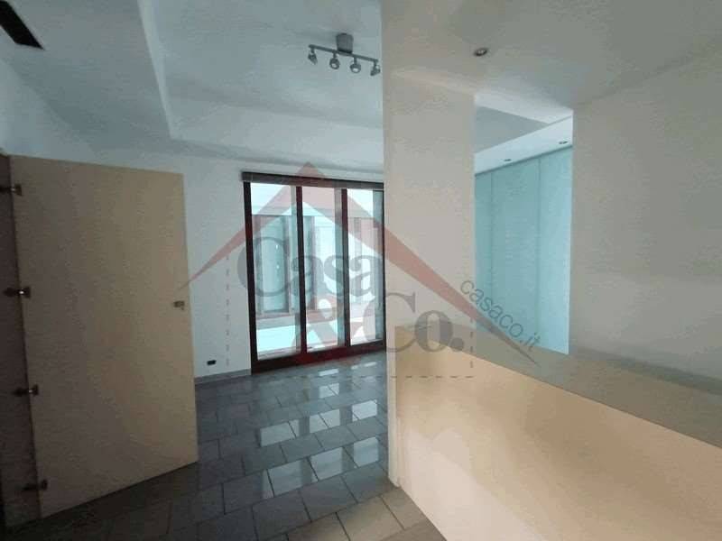 ufficio in affitto a Modena in zona Lesignana