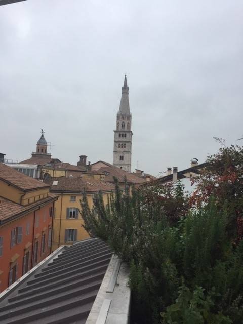 appartamento in affitto a Modena in zona Centro Storico
