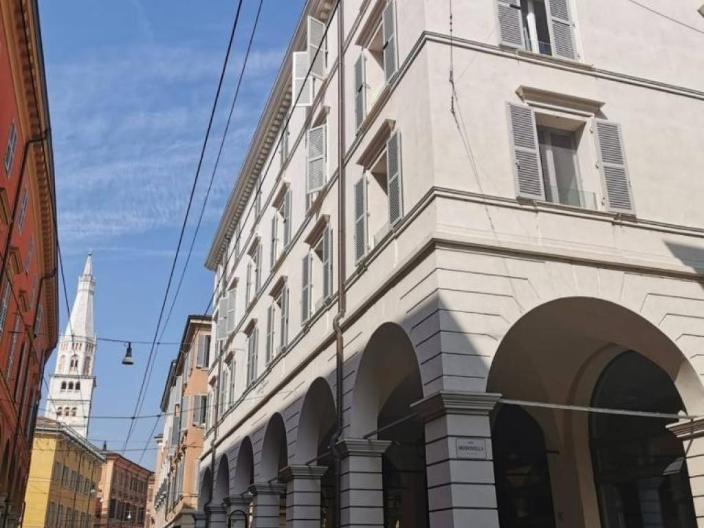 appartamento in affitto a Modena in zona Centro Storico