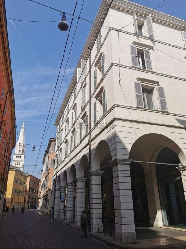 appartamento in affitto a Modena in zona Centro Storico