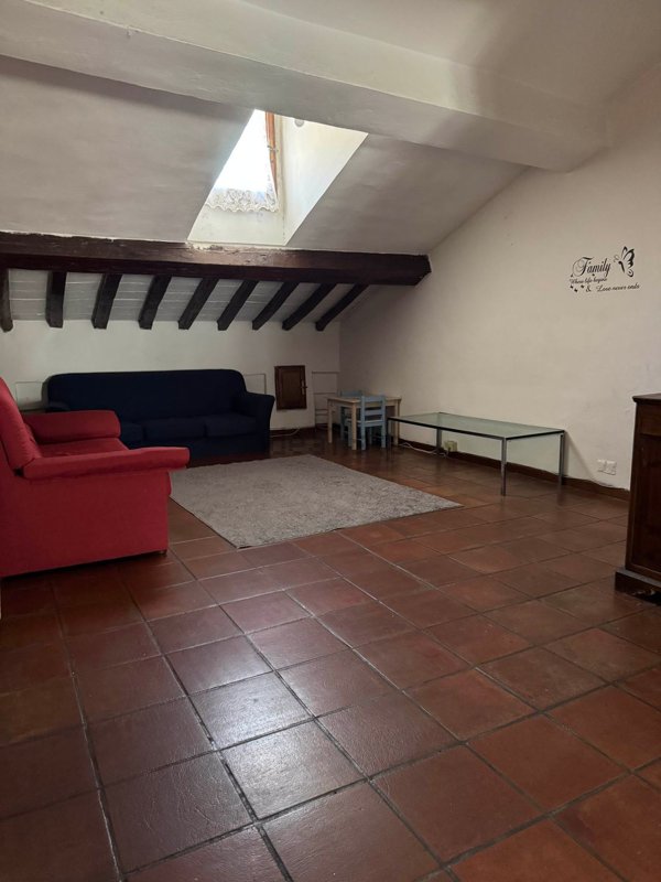 appartamento in affitto a Modena in zona Centro Storico