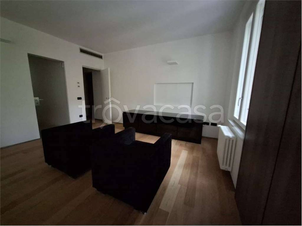 appartamento in affitto a Modena in zona Centro Storico