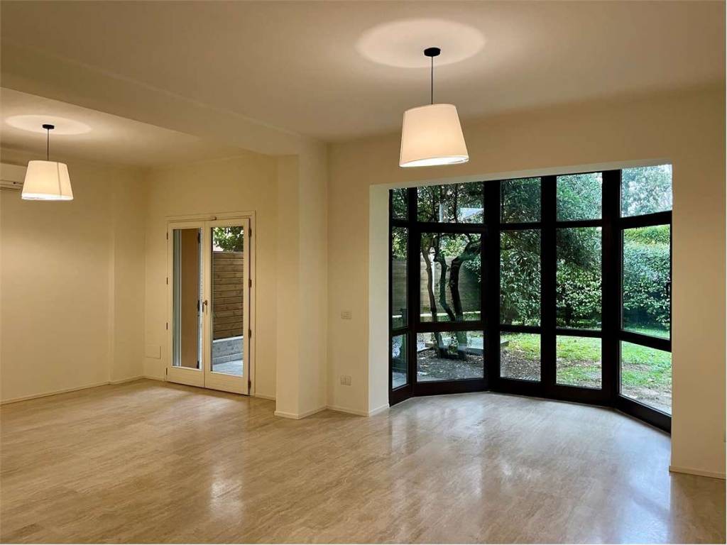 casa indipendente in affitto a Modena in zona San Faustino