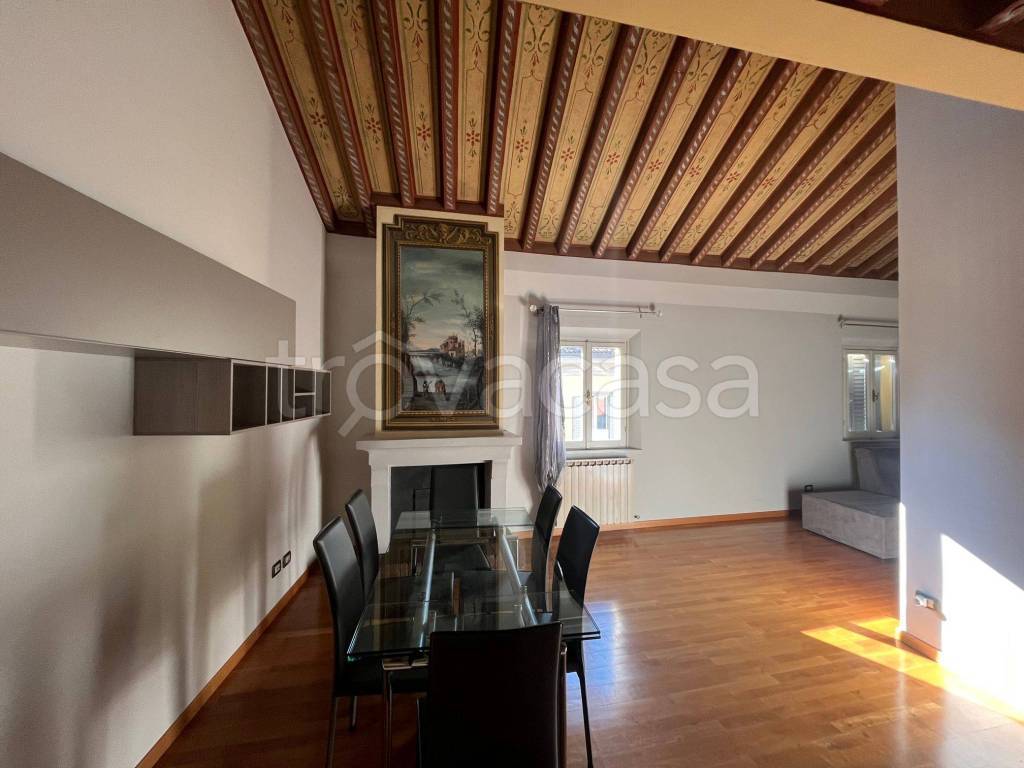 appartamento in affitto a Modena in zona Centro Storico