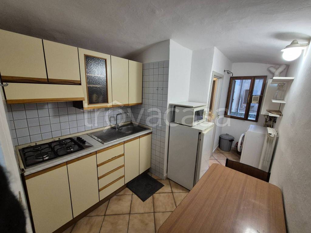 appartamento in affitto a Modena in zona Centro Storico