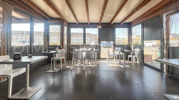 negozio in affitto a Modena in zona Madonnina / Quattro Ville