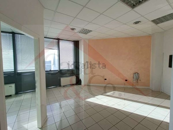ufficio in affitto a Modena