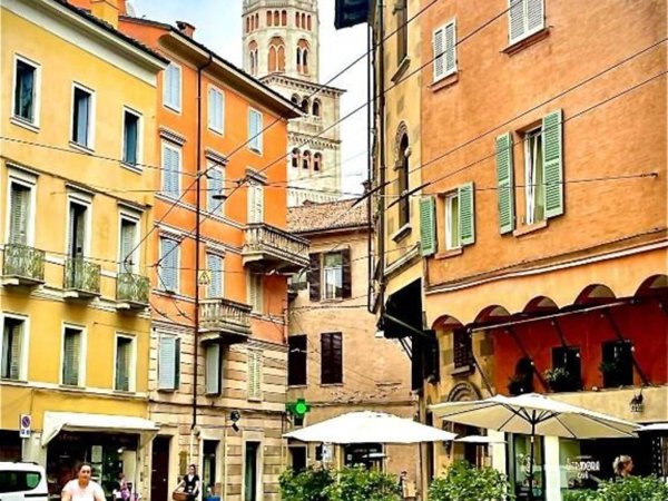 appartamento in affitto a Modena in zona Centro Storico