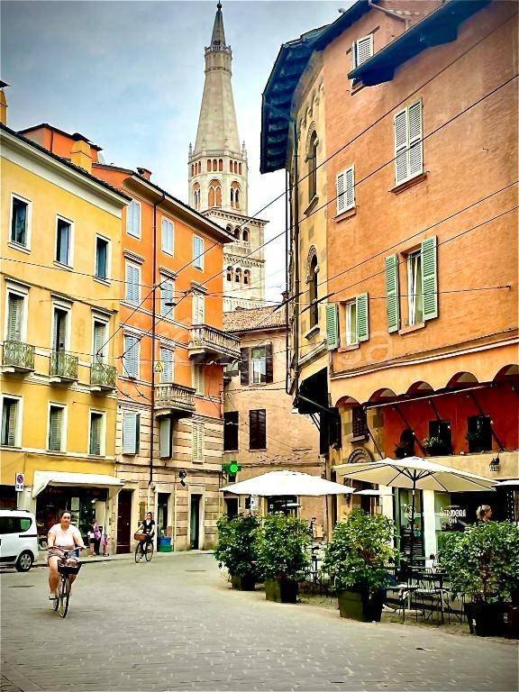 appartamento in affitto a Modena in zona Centro Storico