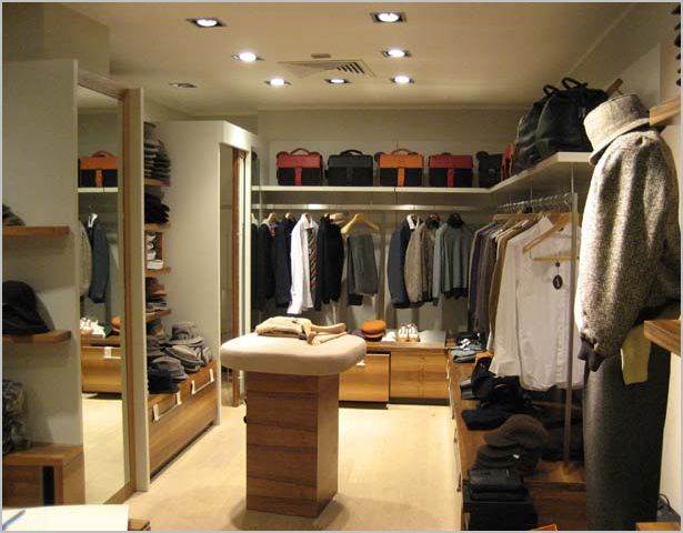 negozio in affitto a Modena