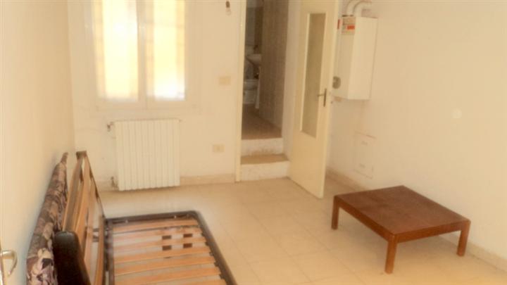 appartamento in affitto a Modena in zona Centro Storico