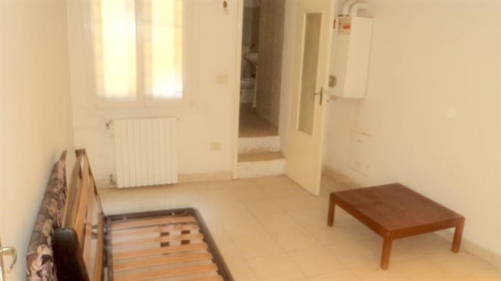 appartamento in affitto a Modena in zona Centro Storico