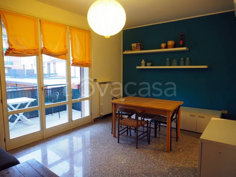 appartamento in affitto a Modena in zona San Faustino