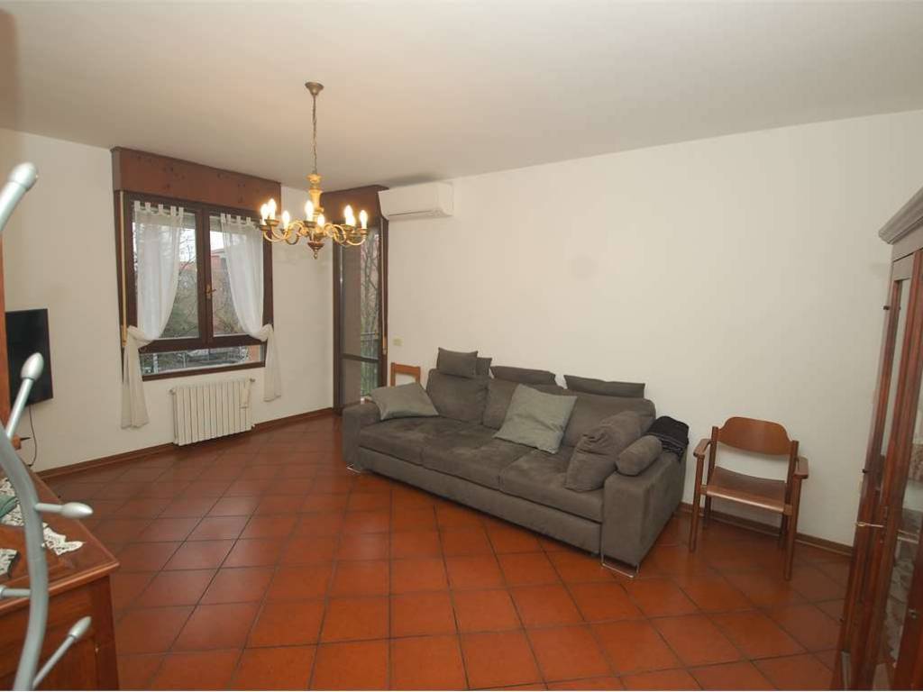 appartamento in affitto a Modena in zona Centro Storico