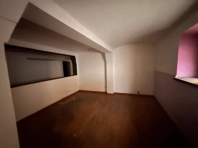 locale commerciale in affitto a Modena