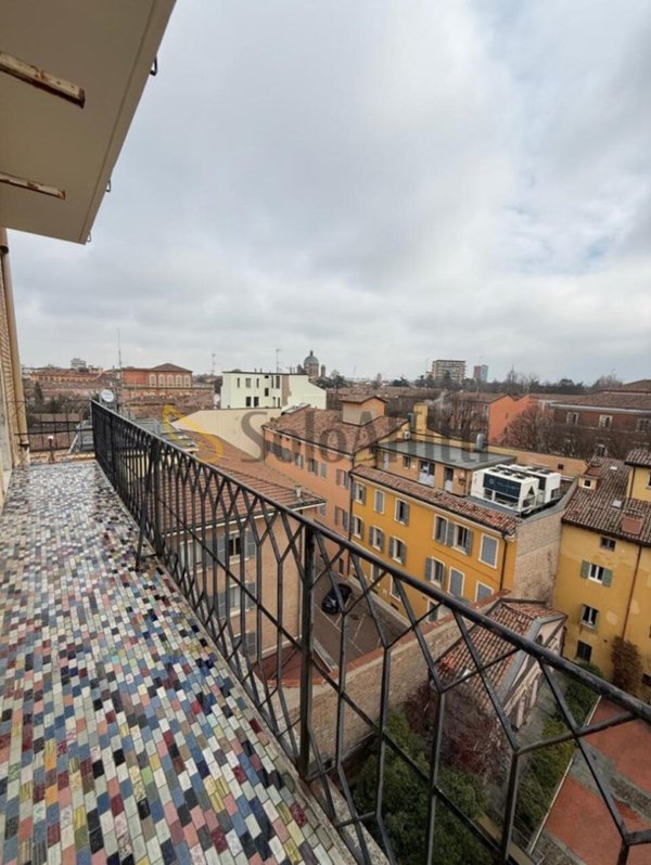 appartamento in affitto a Modena in zona Centro Storico