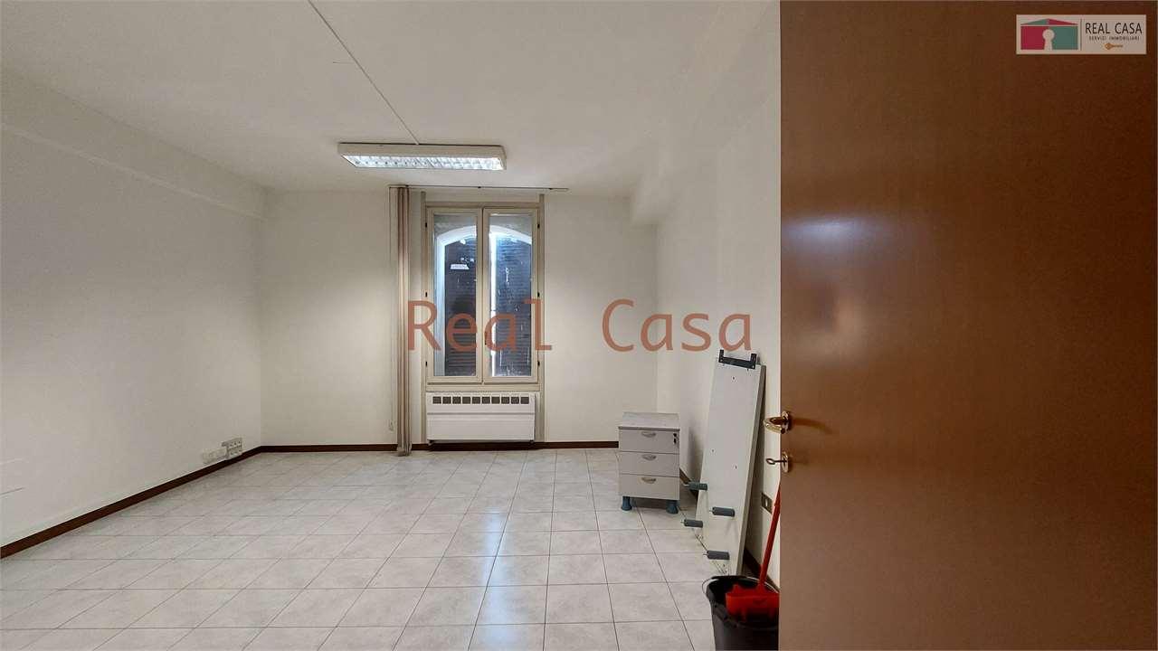 monolocale in affitto a Modena