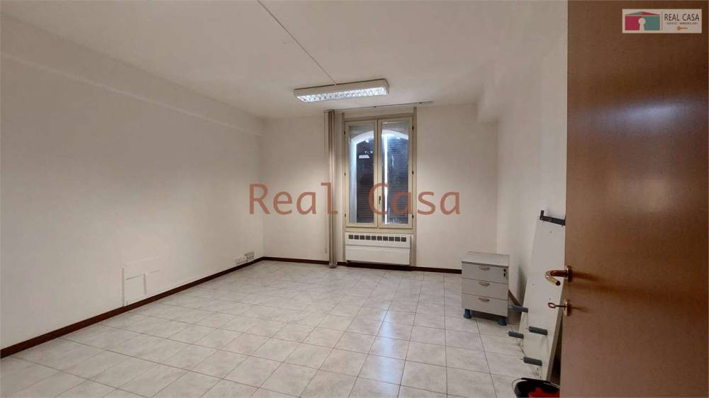 ufficio in affitto a Modena