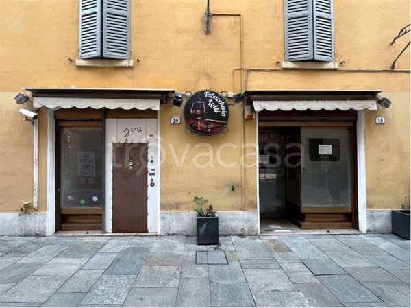 negozio in affitto a Modena in zona Centro Storico
