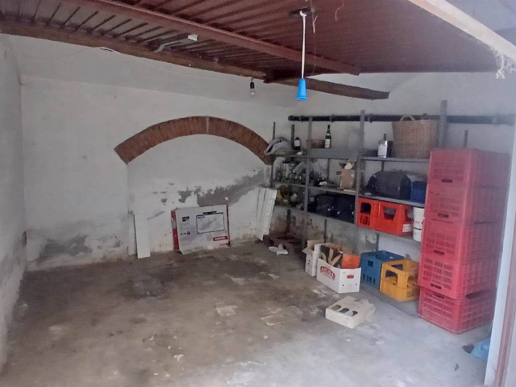 negozio in affitto a Modena in zona Centro Storico