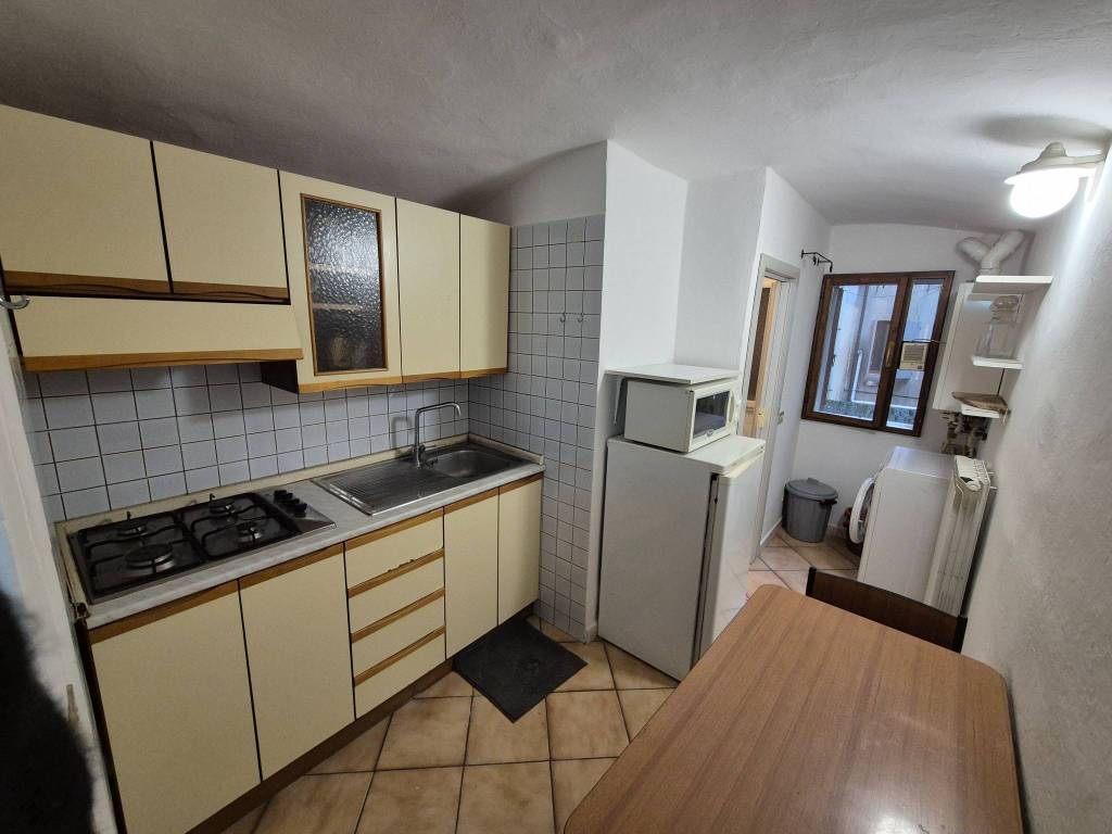 appartamento in affitto a Modena in zona Centro Storico