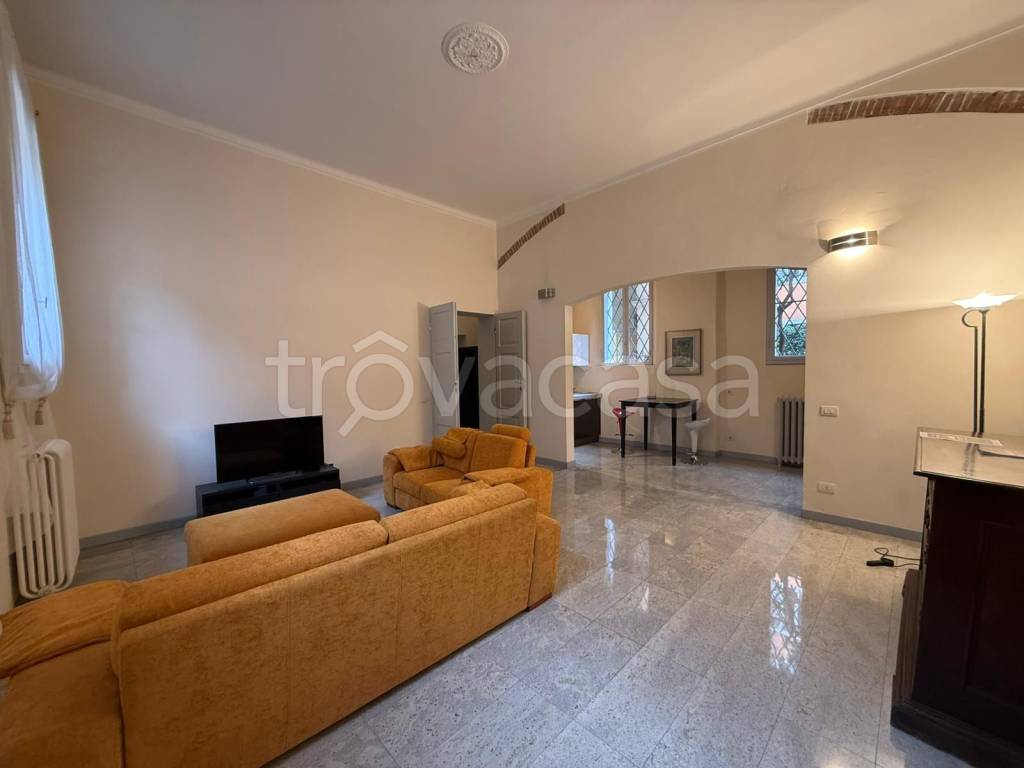 appartamento in affitto a Modena in zona Centro Storico